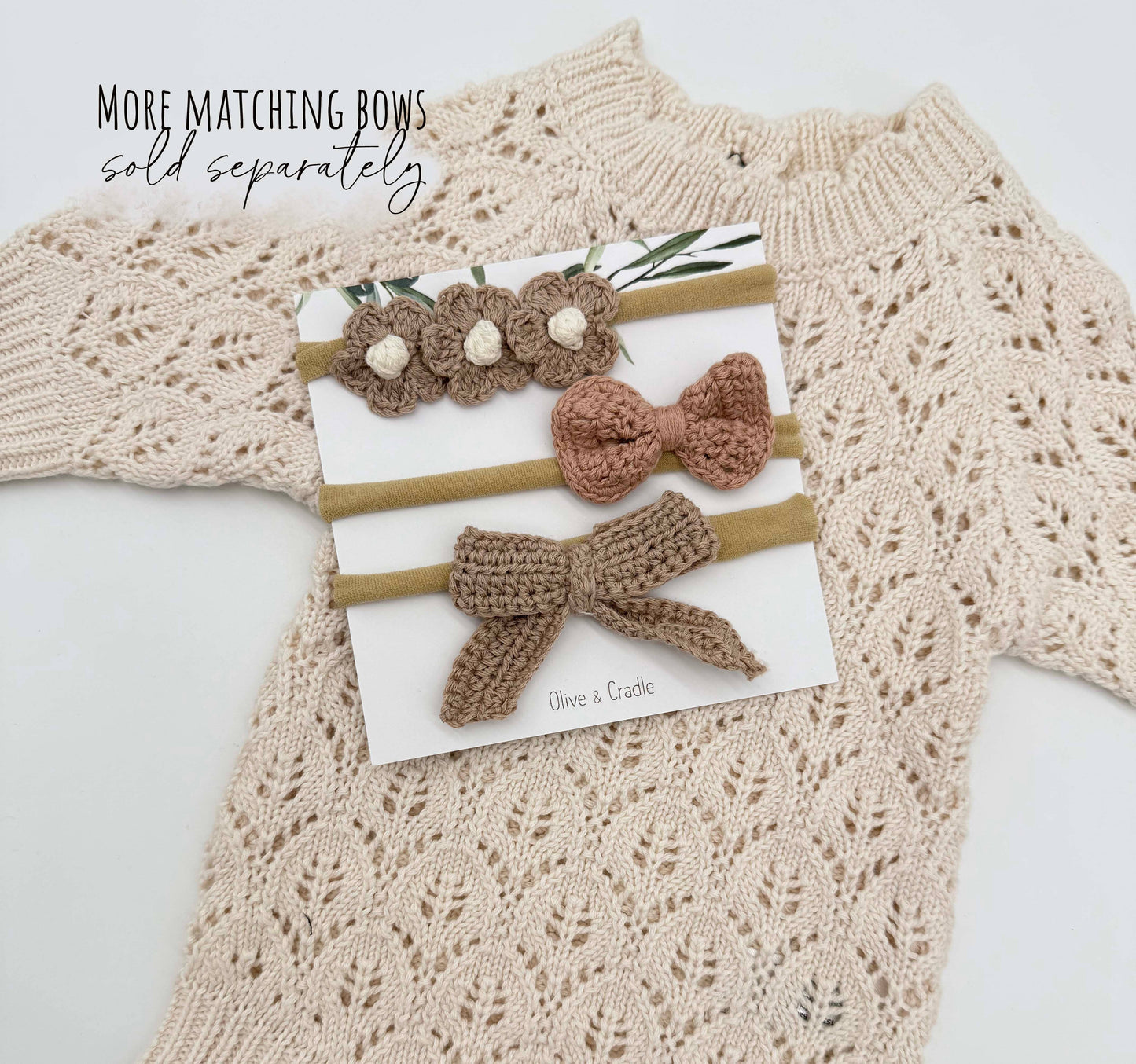 Light Cream Lacy Romper: 3pc set (romper +booties + bow) / Newborn (NB)