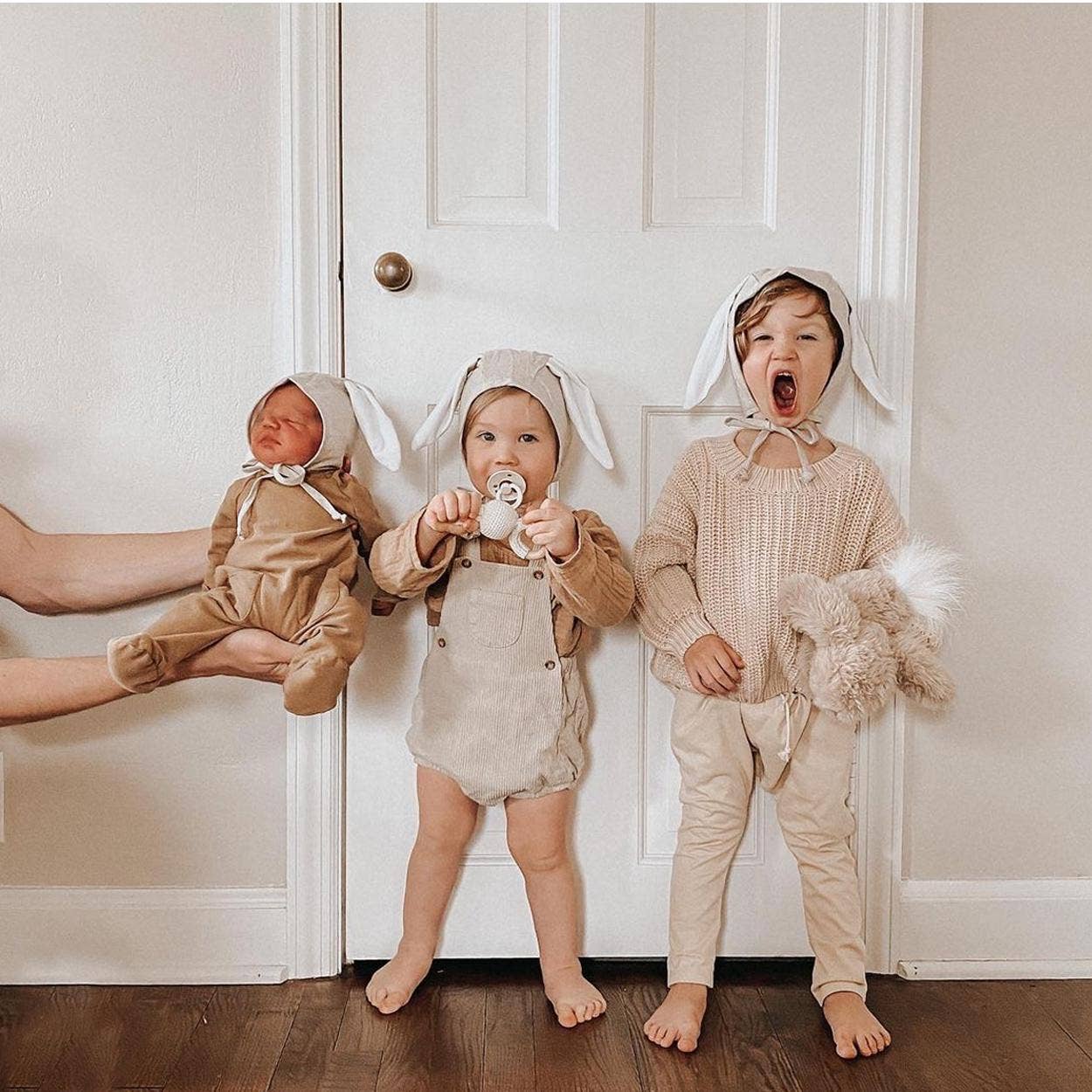 Spring Linen Bunny Bonnet: Oat / Nb (0-1m)