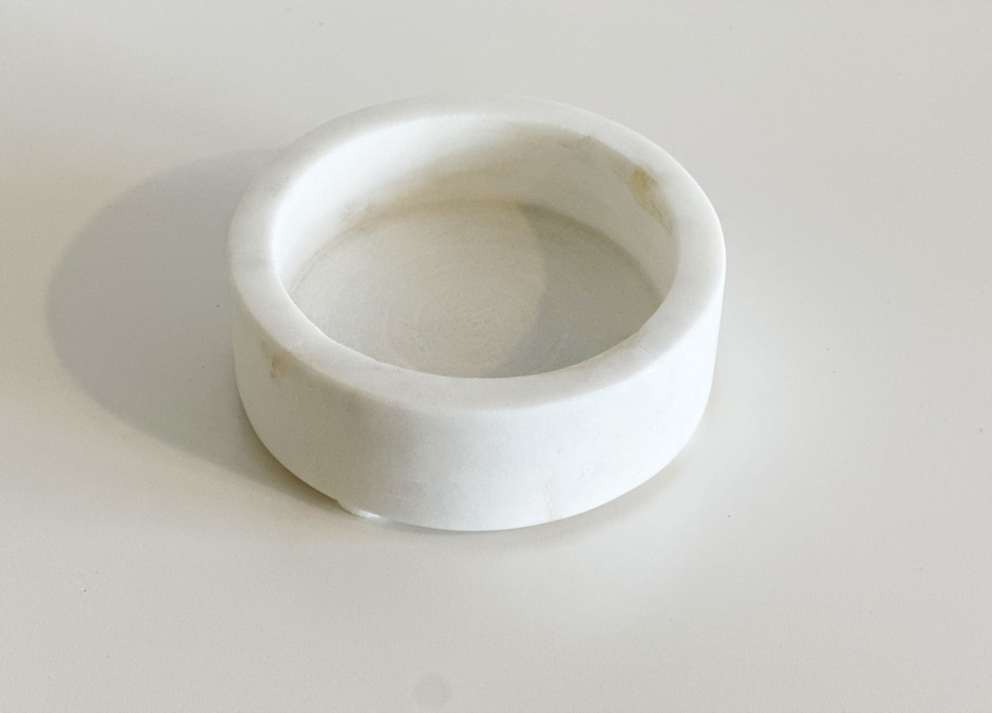 White Round Marble Tray