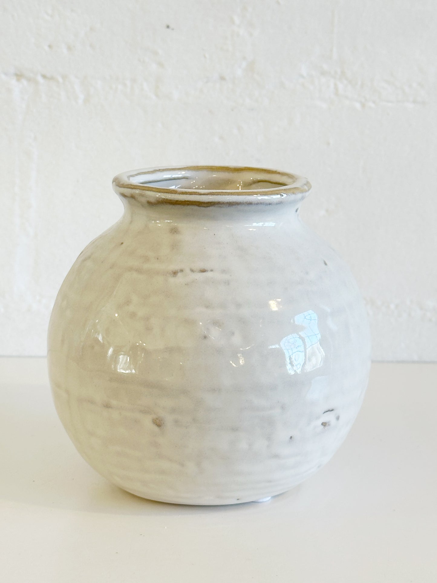 Mini White Round Ball Vase