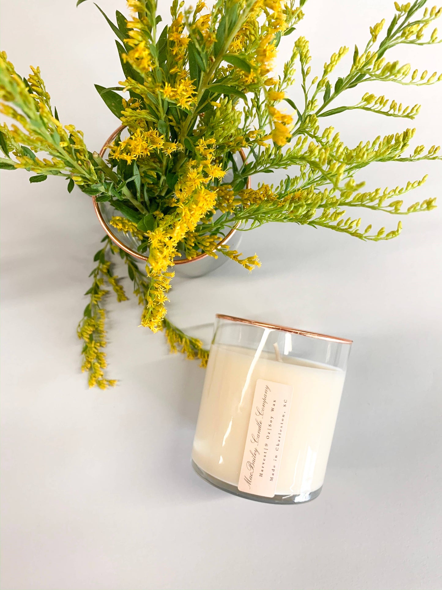 Oakmoss and Amber Candle with Copper Rim