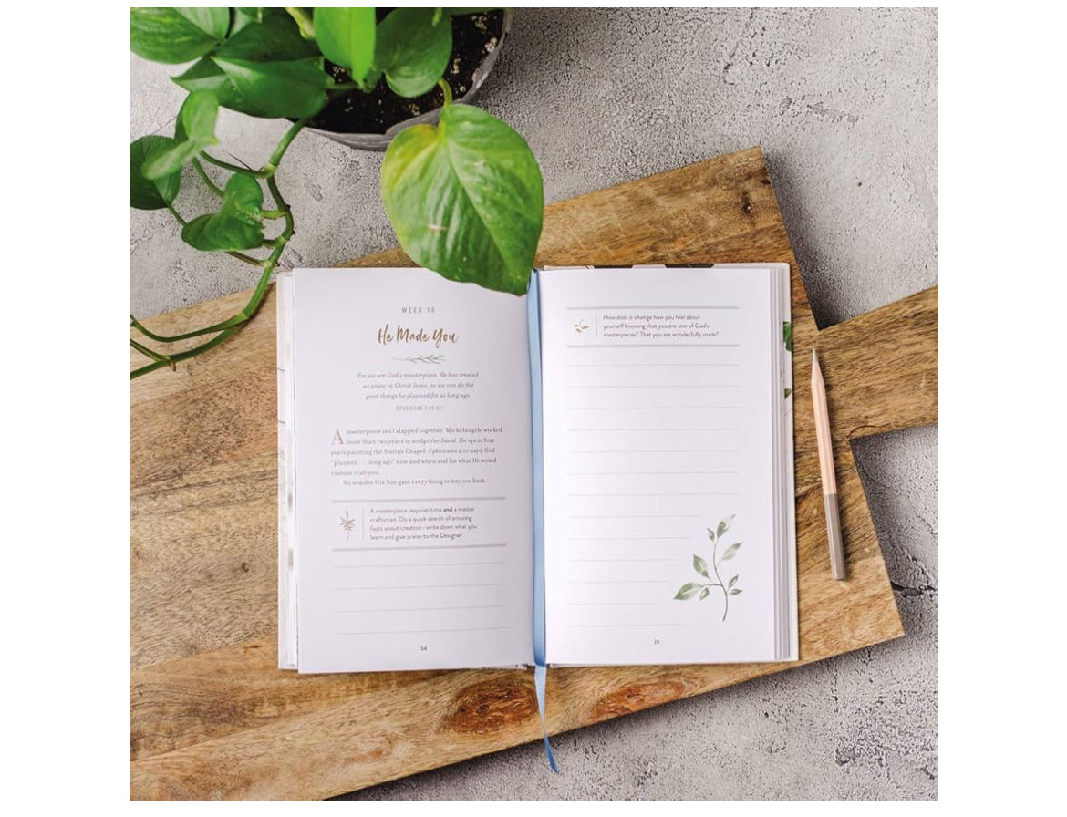 The Weekly Gratitude Project: A Challenge to Journal, Reflect, and Grow a Grateful Heart