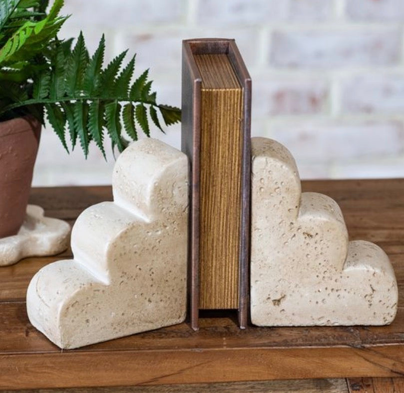 SCALLOP EDGE CEMENT BOOKENDS