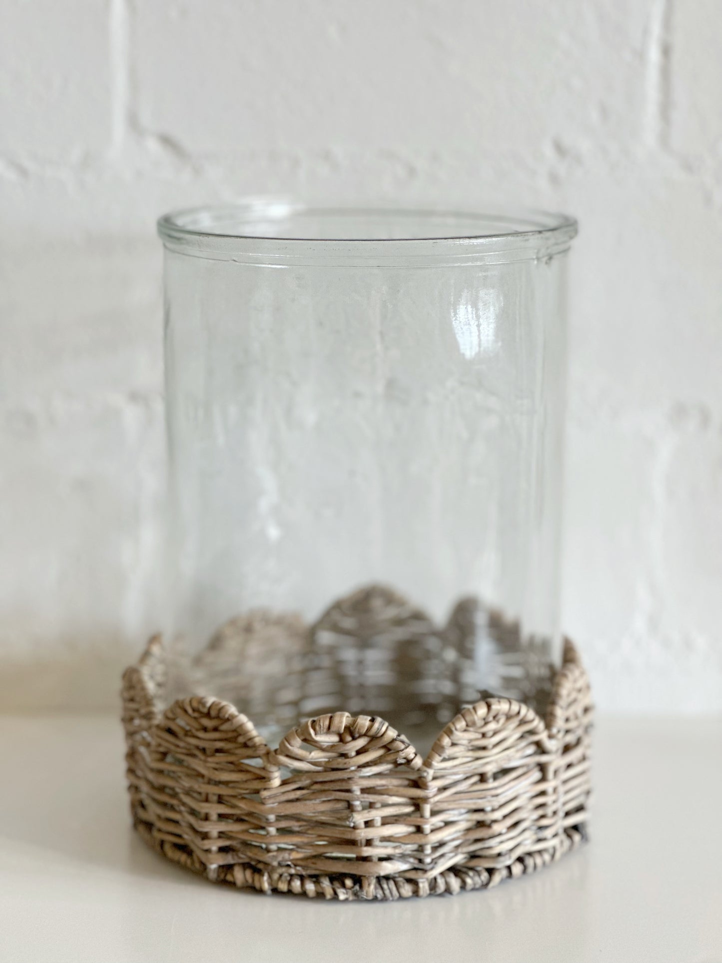 LARGE WILLOW BASE GLASS CANDLE HOLDER