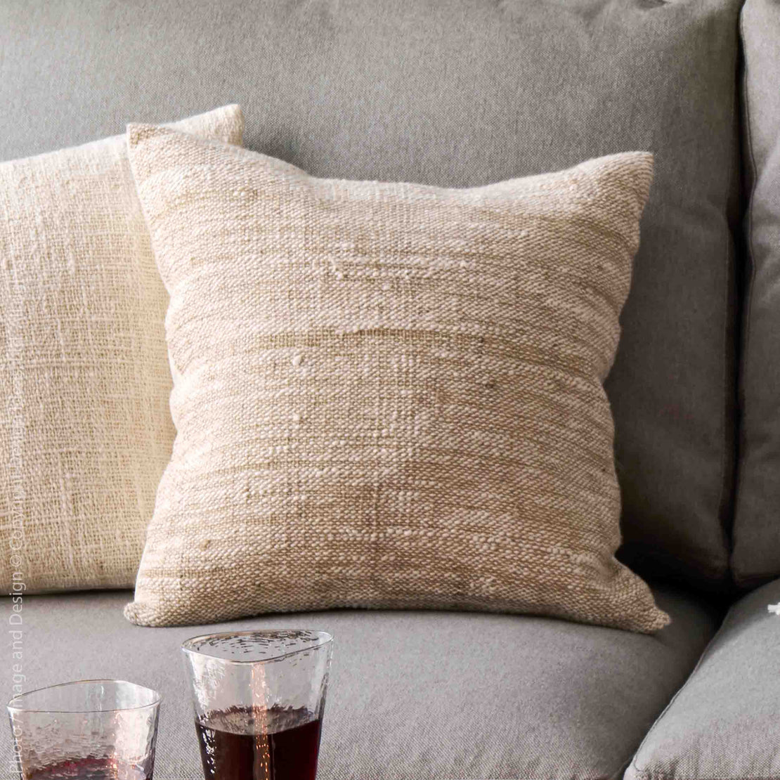 Capri™ pillow cover