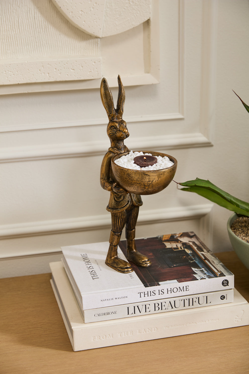 E+E ERIC Brass Standing Rabbit Dish