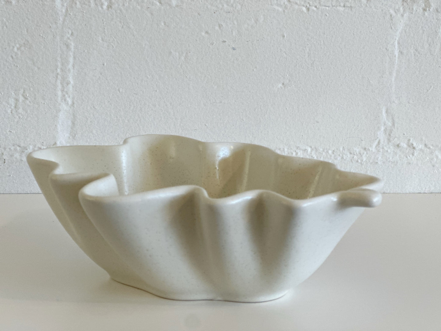 Stoneware Leaf Dish