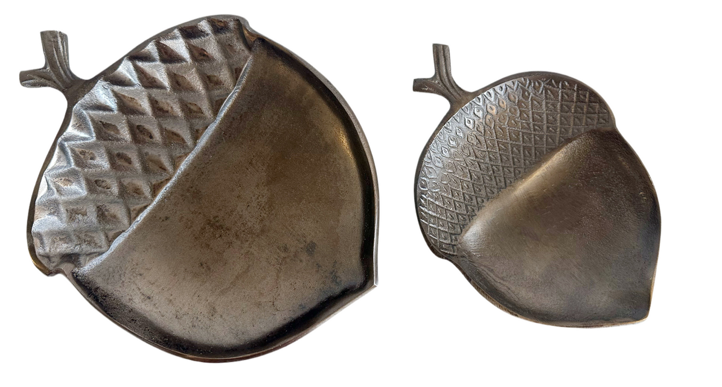 ANTIQUE BRASS ACORN TRAY