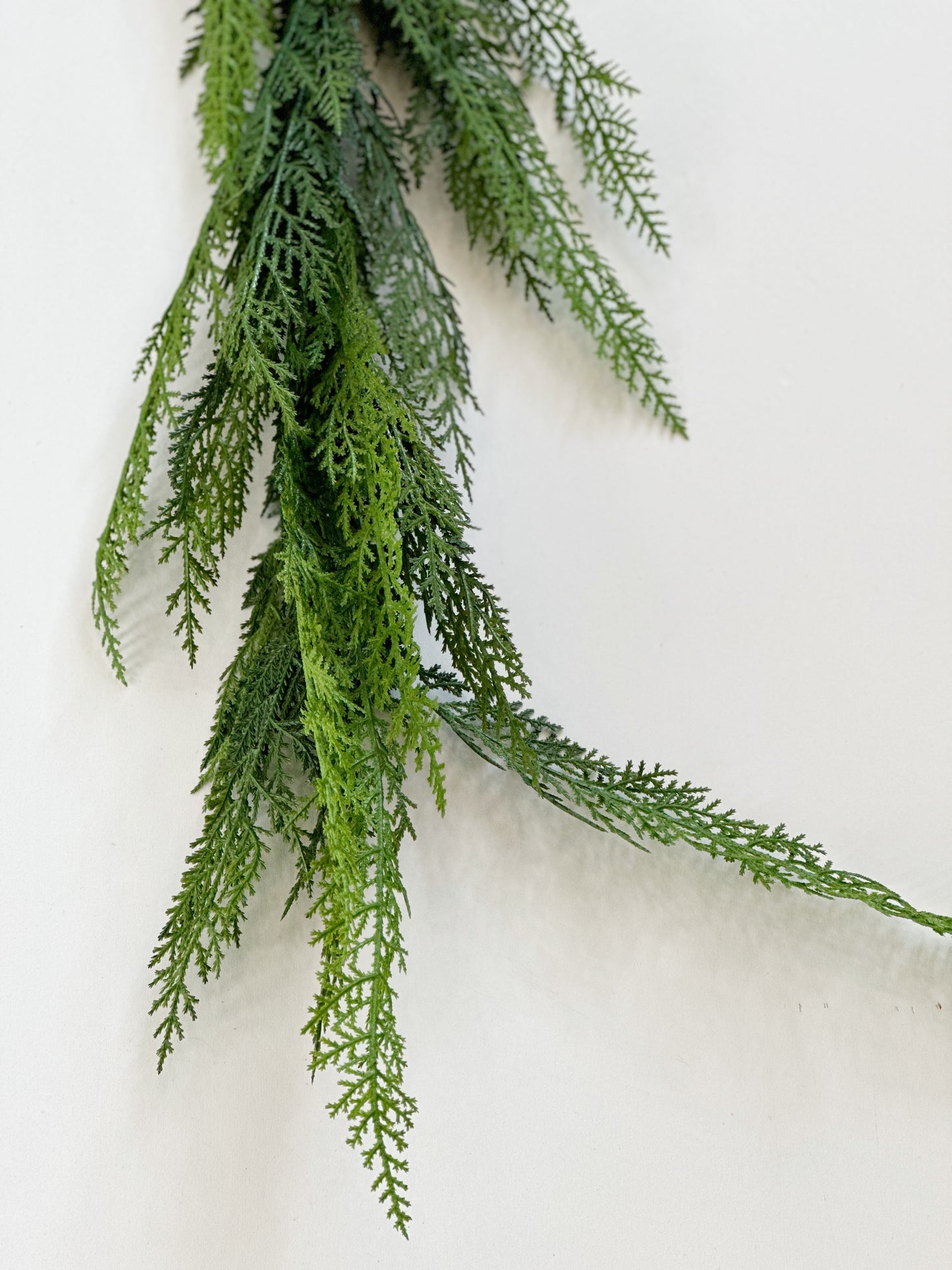 5.5' CEDAR GARLAND