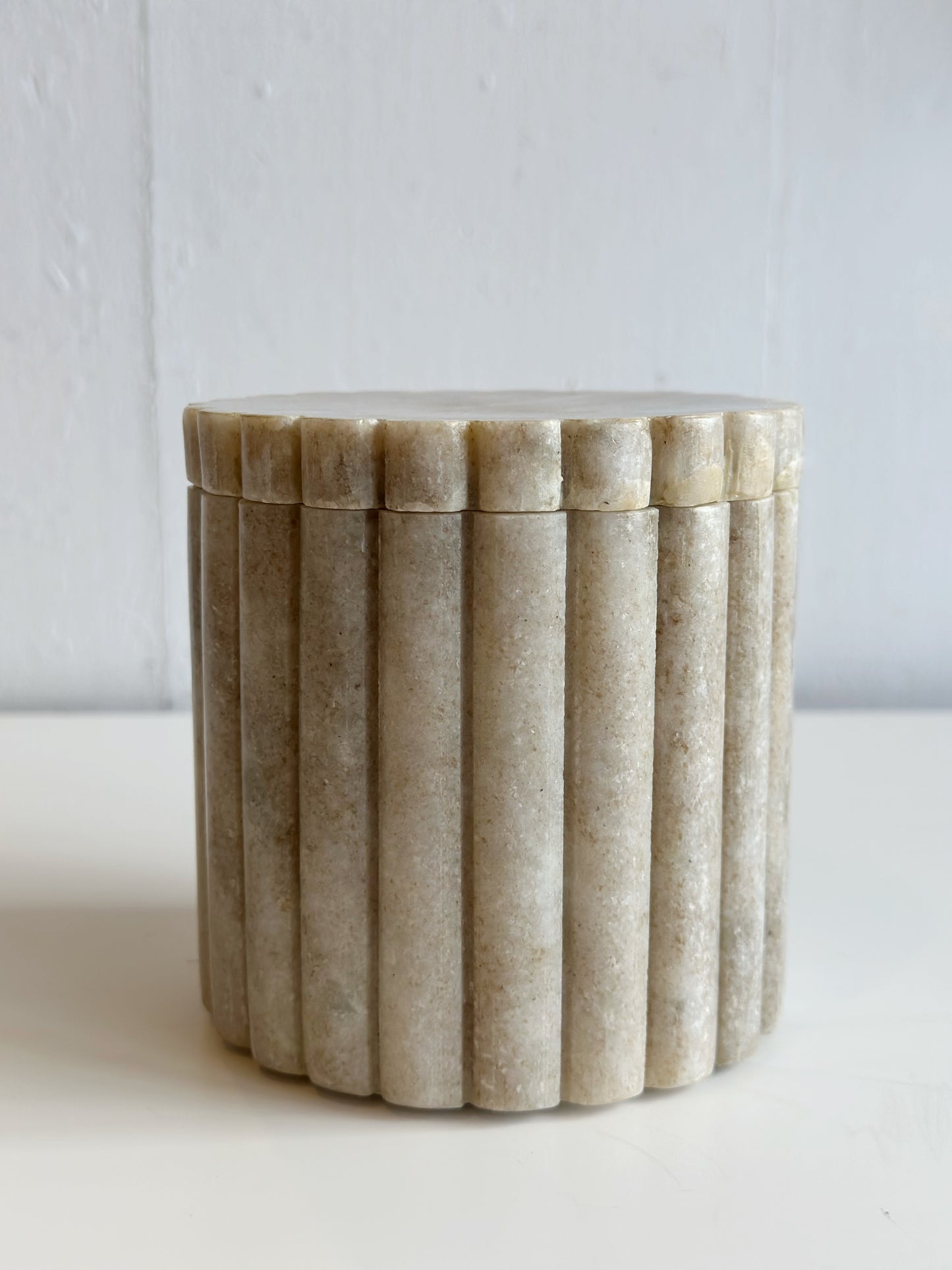Beige Marble jar with lid
