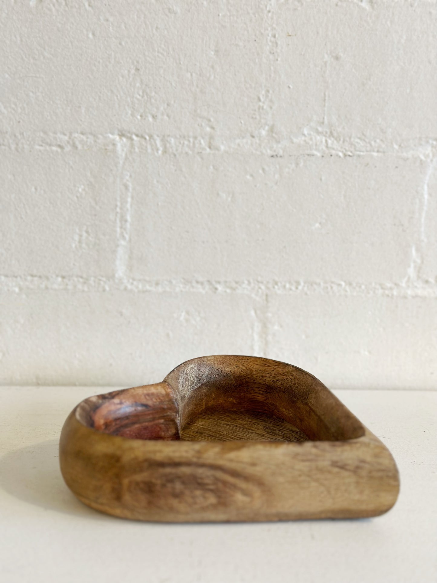WOODEN HEART TRAY