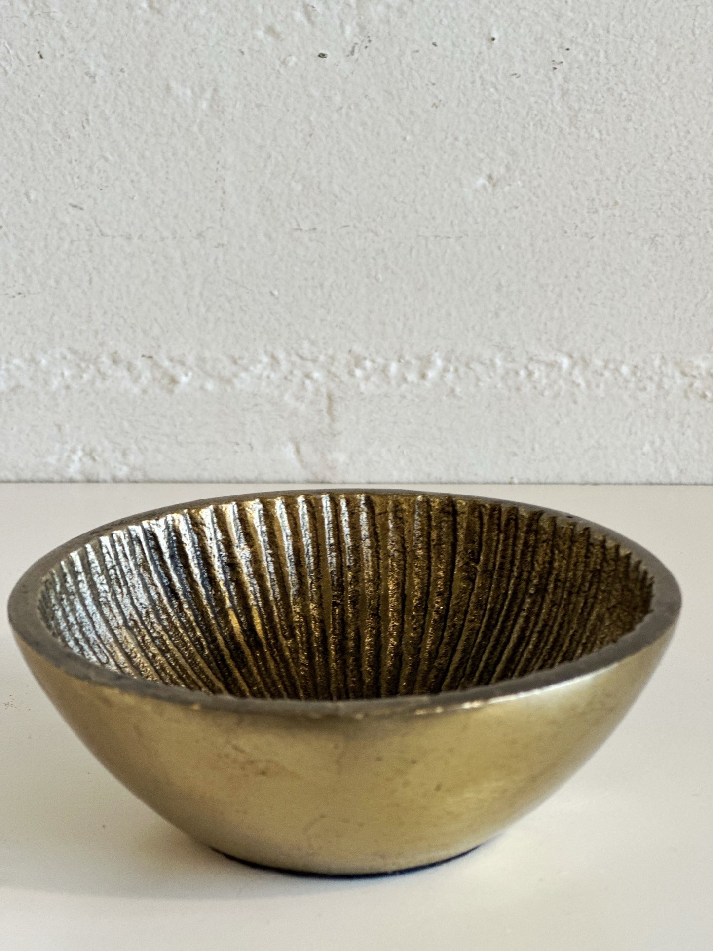 ANTIQUE STYLE BRASS DISH