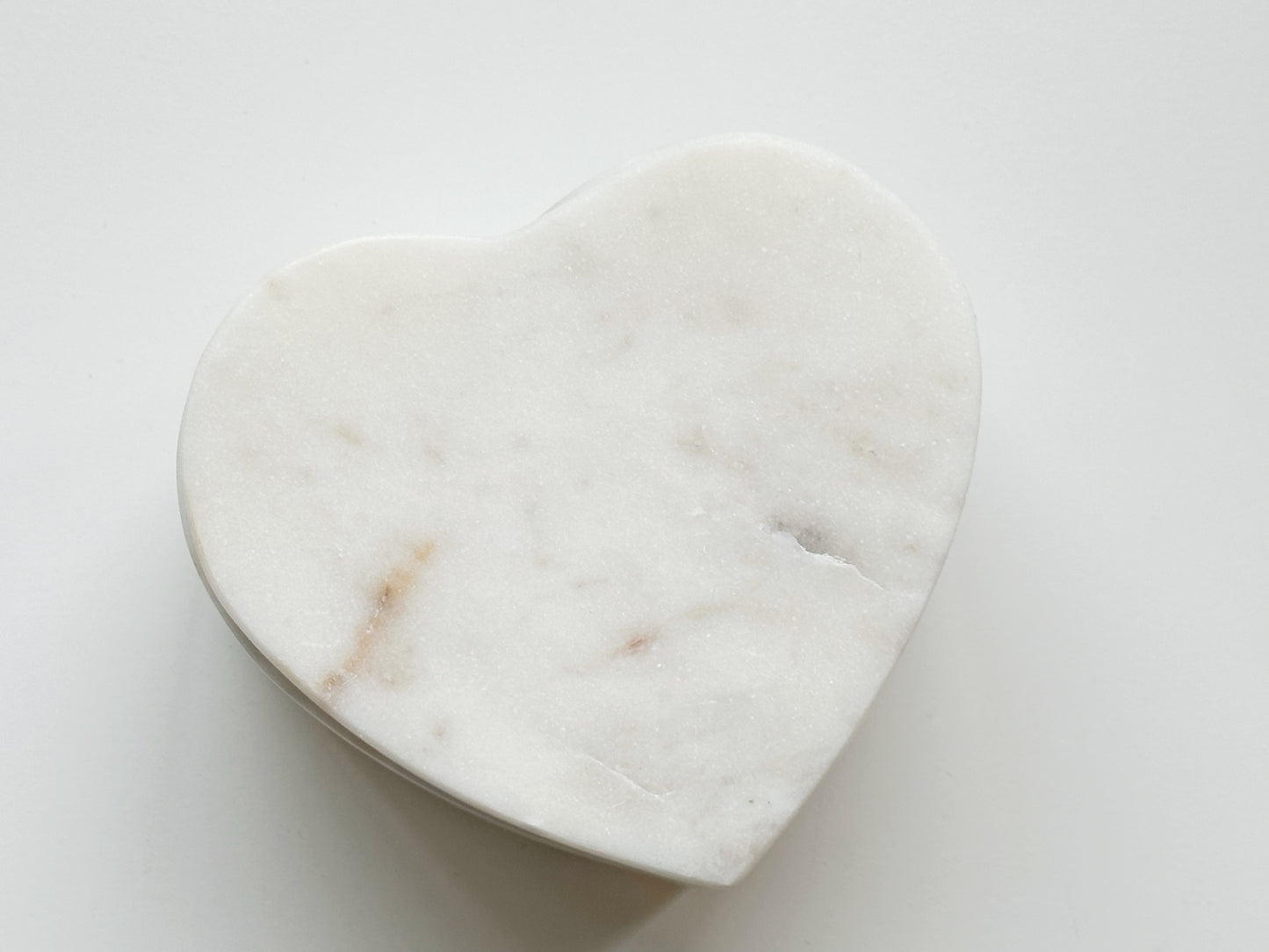 WHITE MARBLE HEART BOX