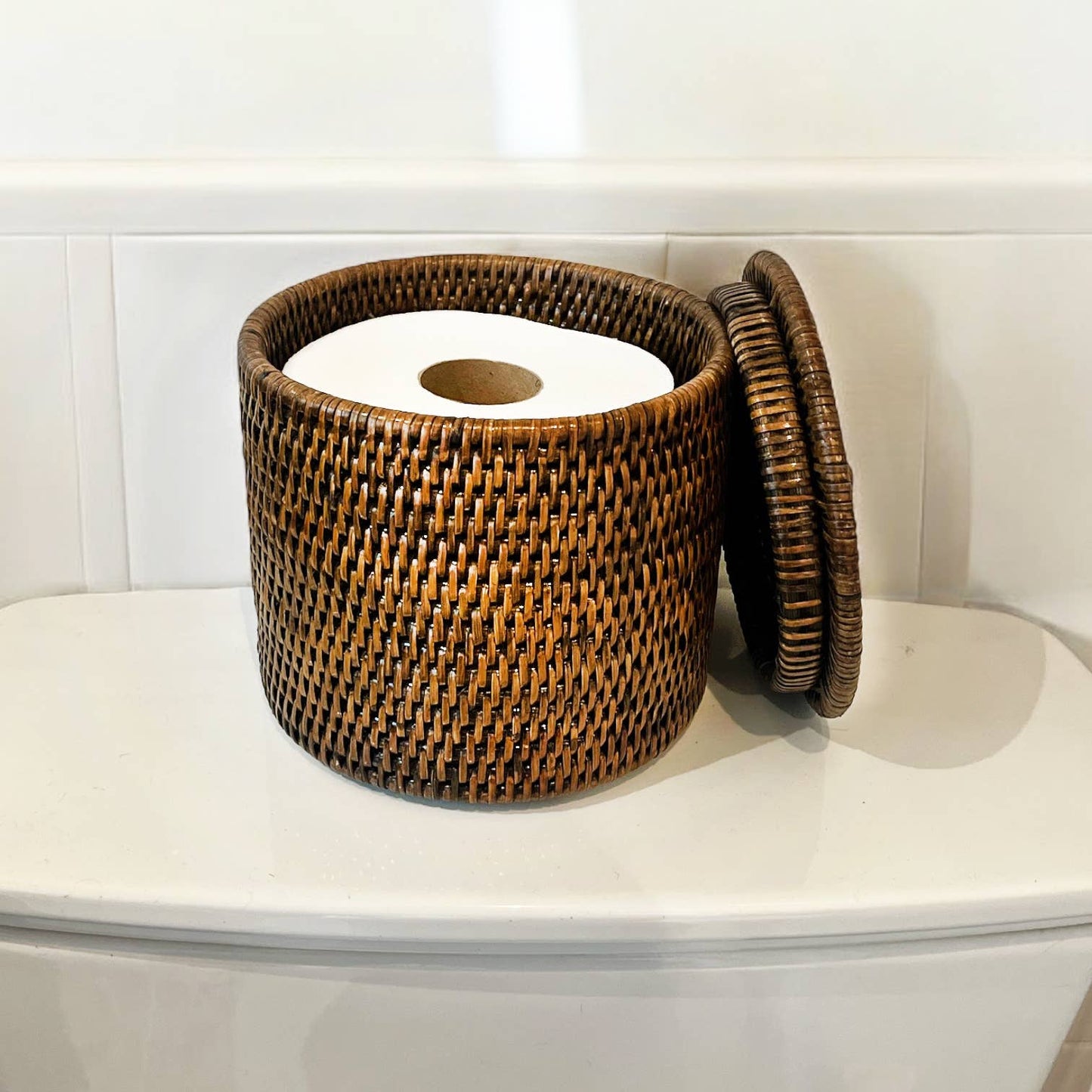 Toilet Paper Holder (Single Roll) with Lid : Natural Matte