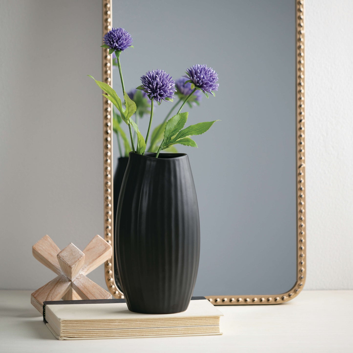 MODERN BLACK RIBBED VASE