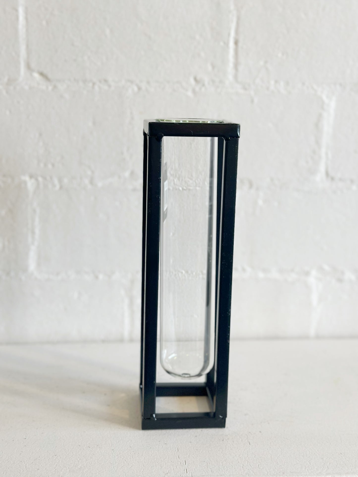 Black Metal Test Tube Vase