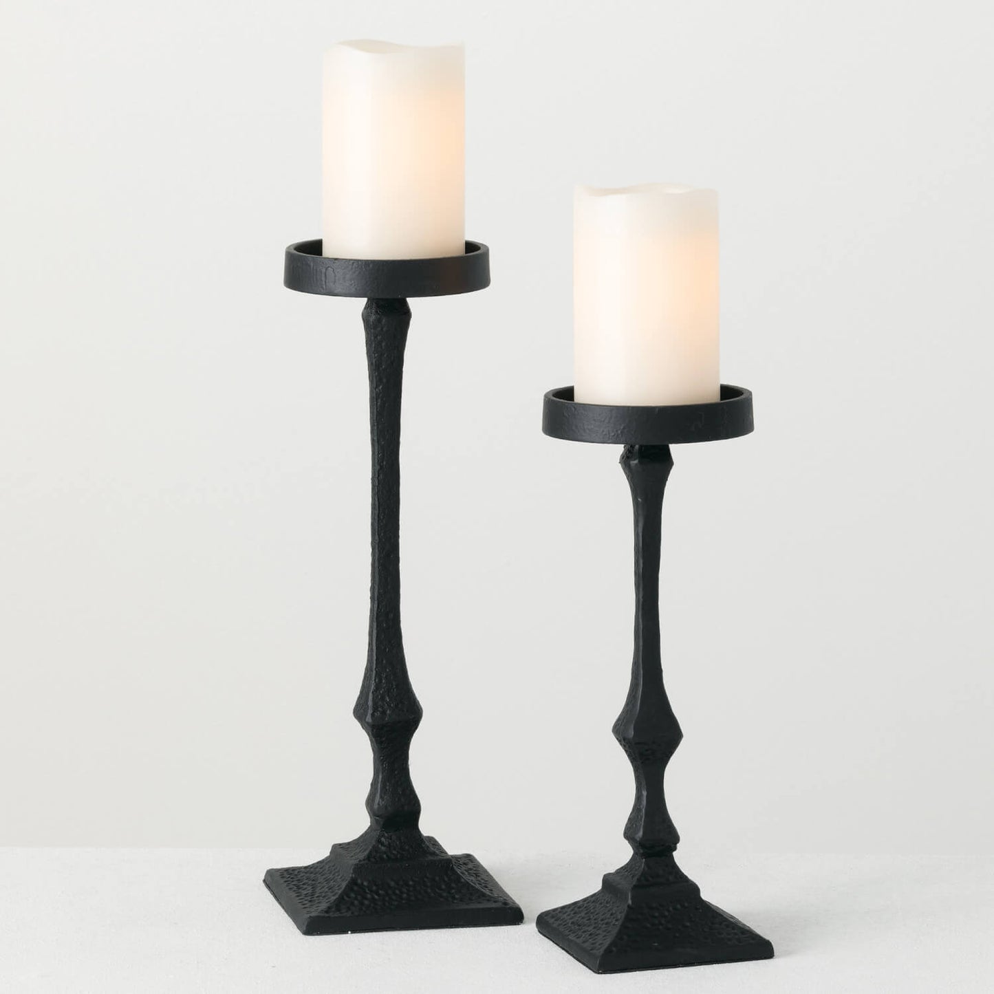PILLAR CANDLE HOLDER