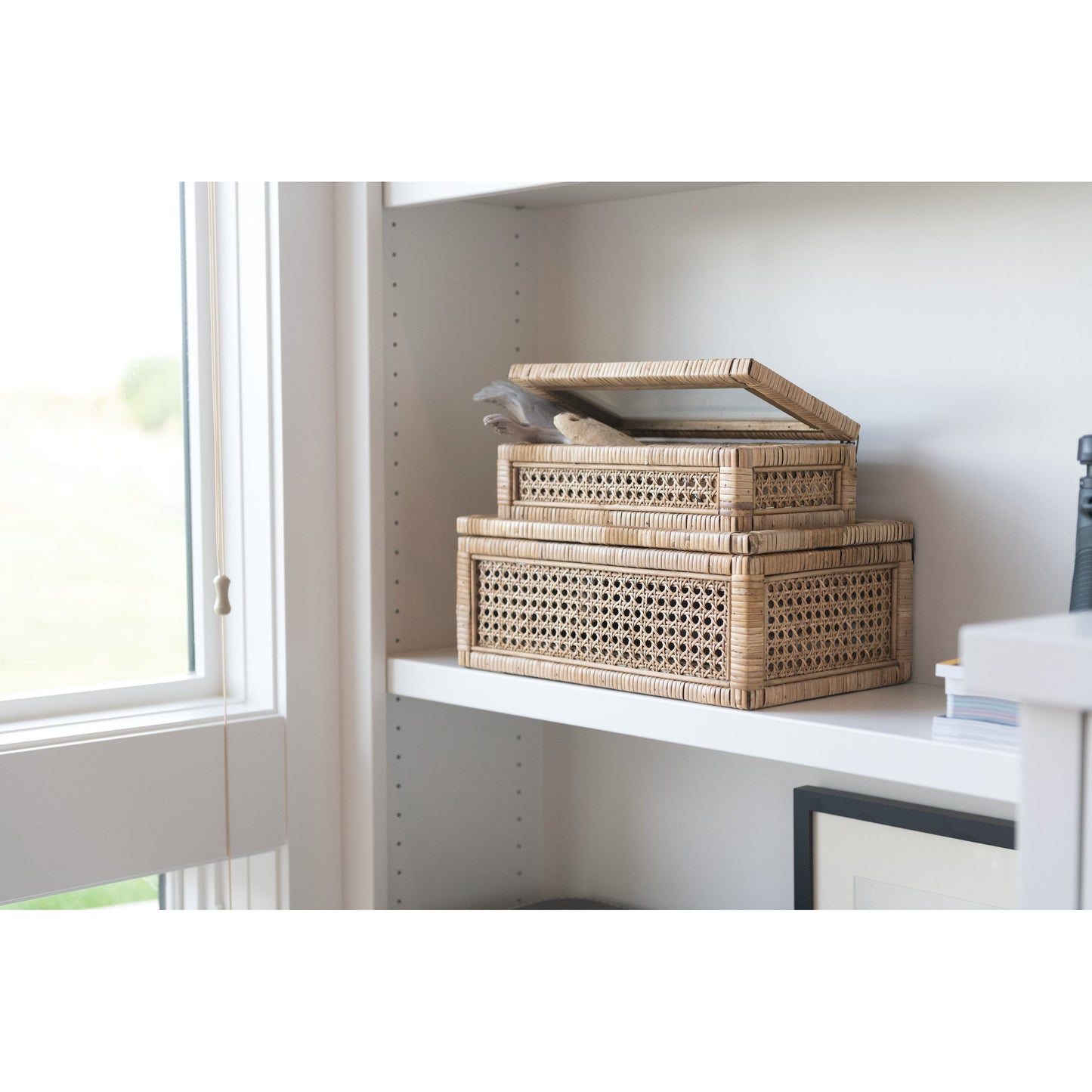 Display Boxes with Glass Lids