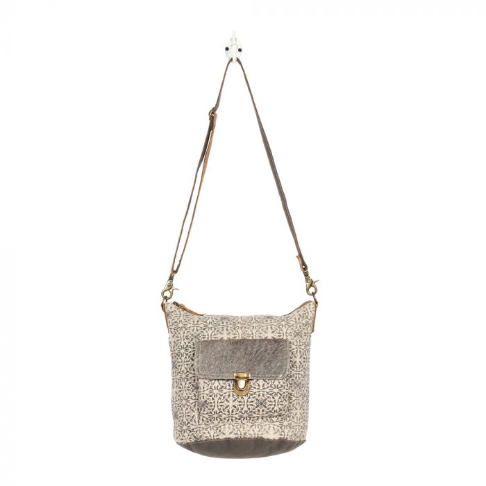 Ormos Shoulder Bag