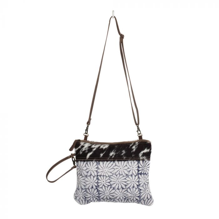 Noir & Flower rug Crossbody