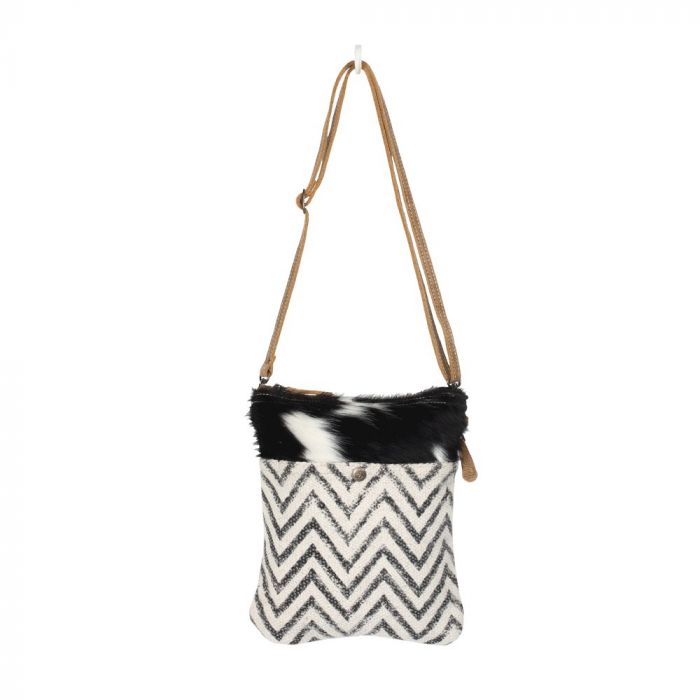 Chevron Spleen Crossbody