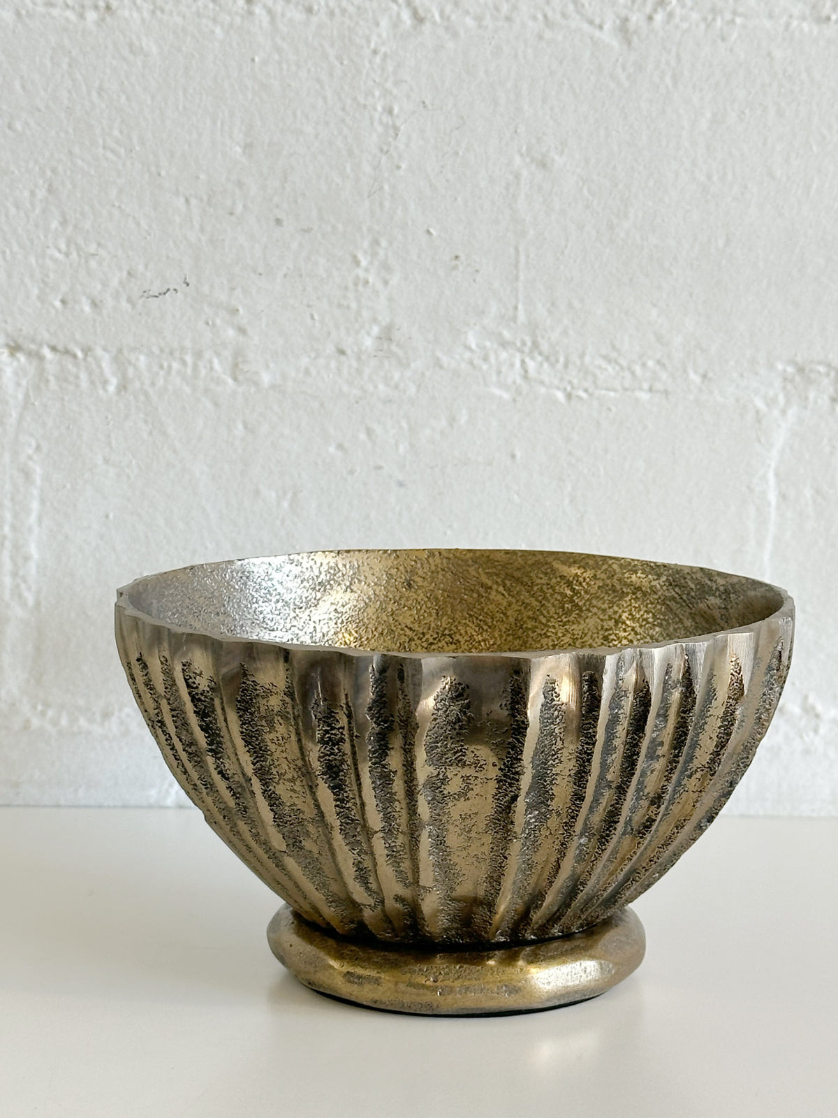 ANTIQUE STYLE GOLD STRIPE FOOTED BOWL