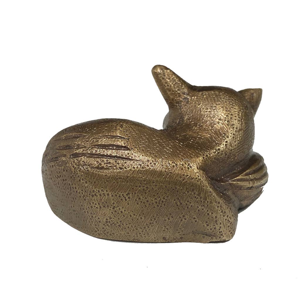 2-1/2" Antiqued Brass Sleeping Fox Tabletop Decor
