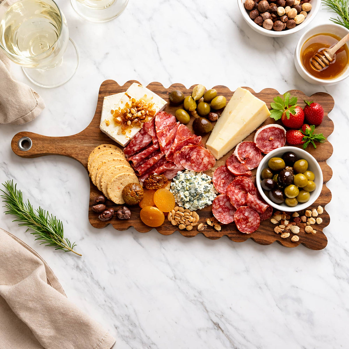 Ironwood Gourmet Acacia Scalloped Decorative Cutting Board