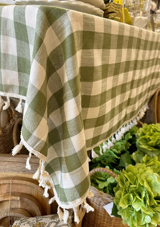 Green Gingham Table Cloth with Tassels ￼