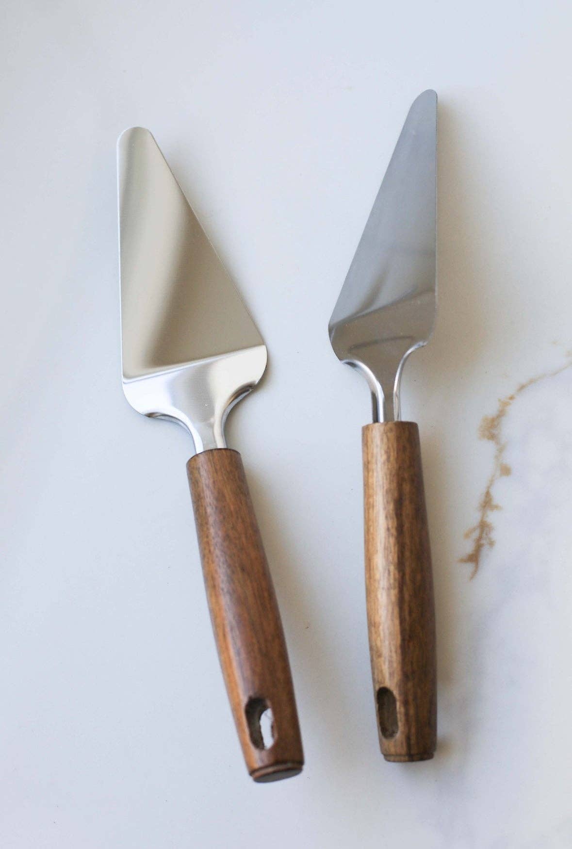 Lightweight Acacia Wood Handle Pizza Server