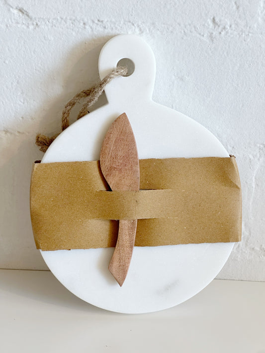9" ROUND MARBLE SERVING BOARD