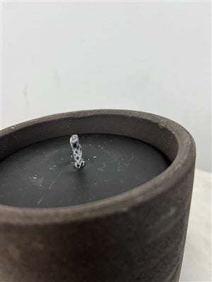 ROUND BLACK CANDLE