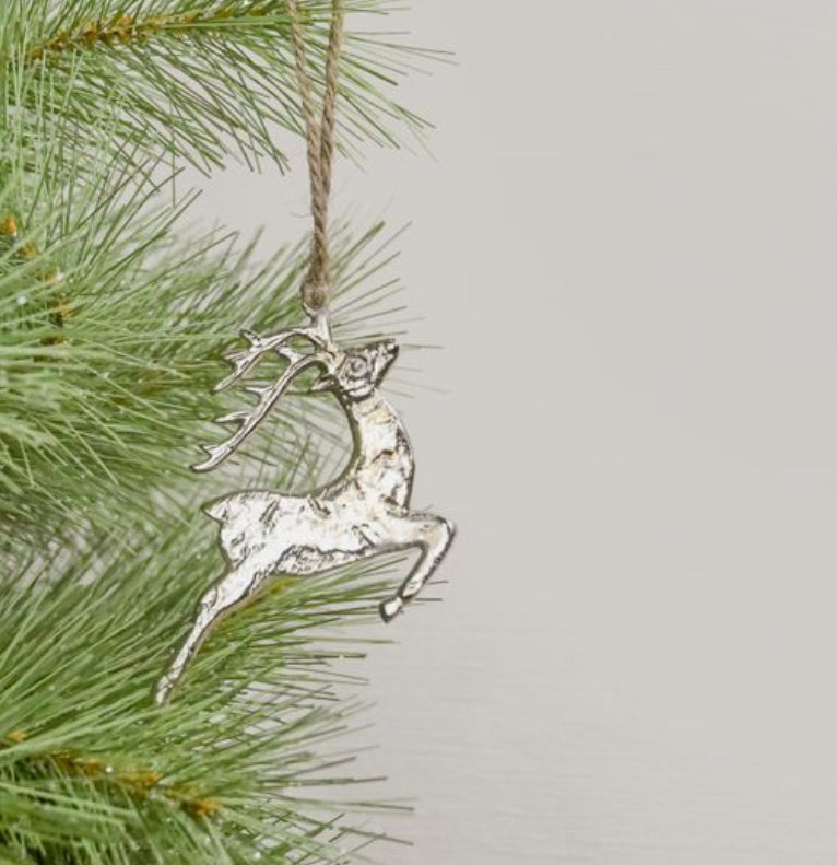 METAL DEER ORNAMENT