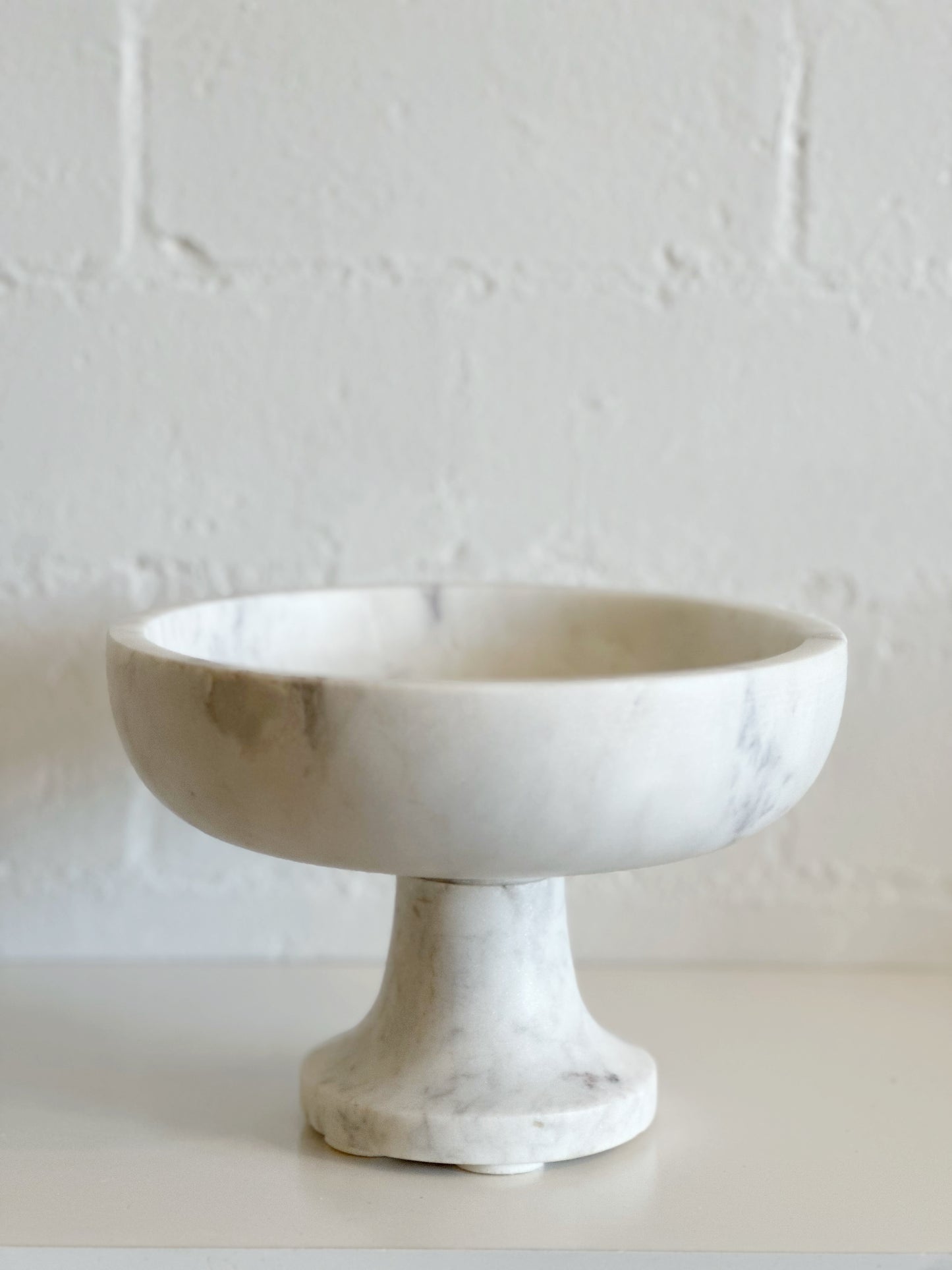 WHITE MARBLE RAISED BOWL