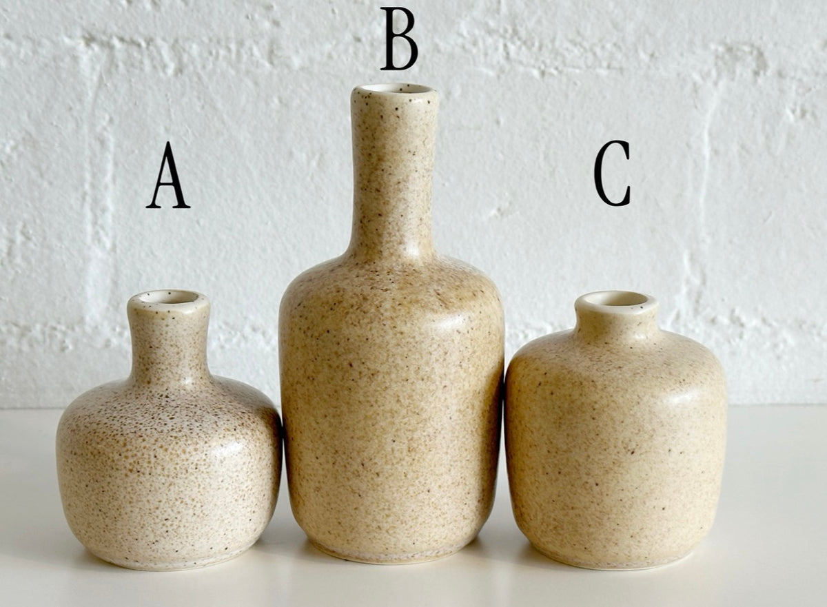 BEIGE MINI VASES