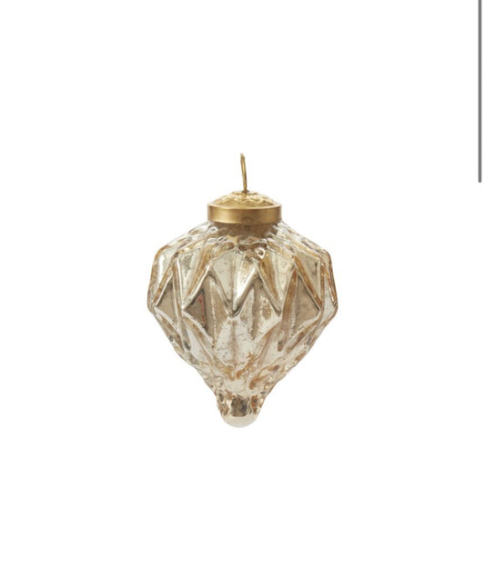 Jaunty Ornament