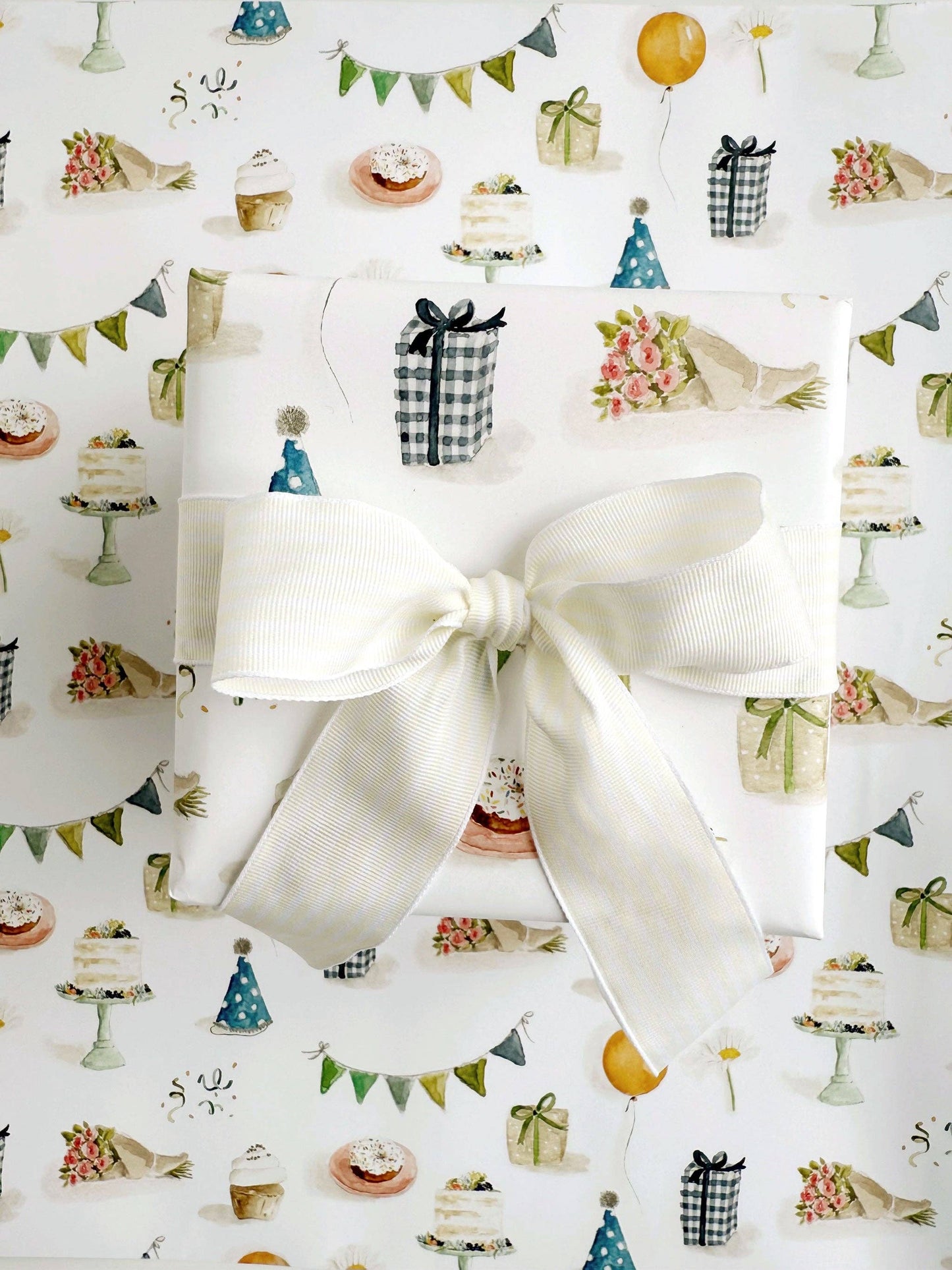 Celebrate gift wrapping paper