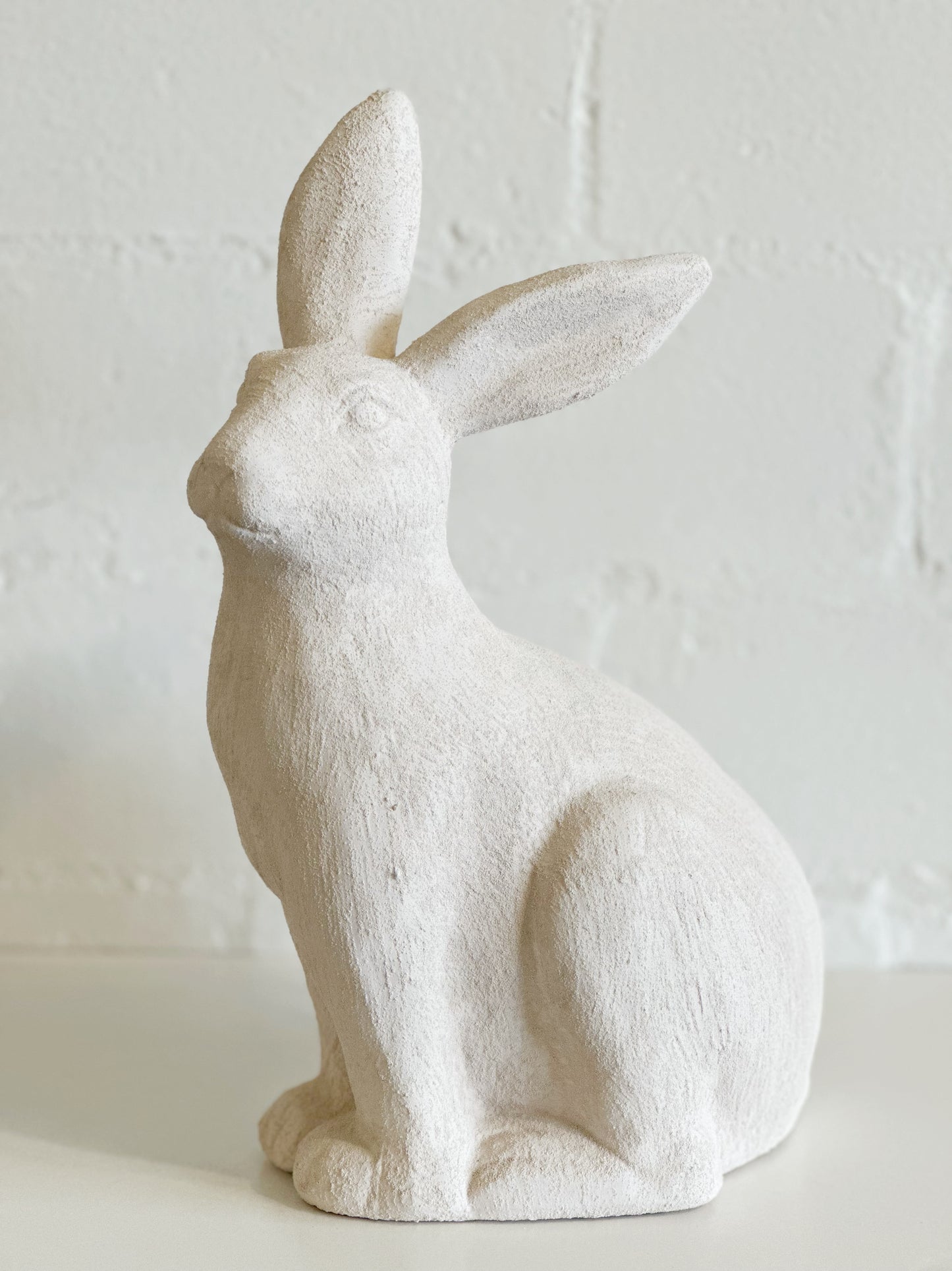 WHITE SITTING BUNNY