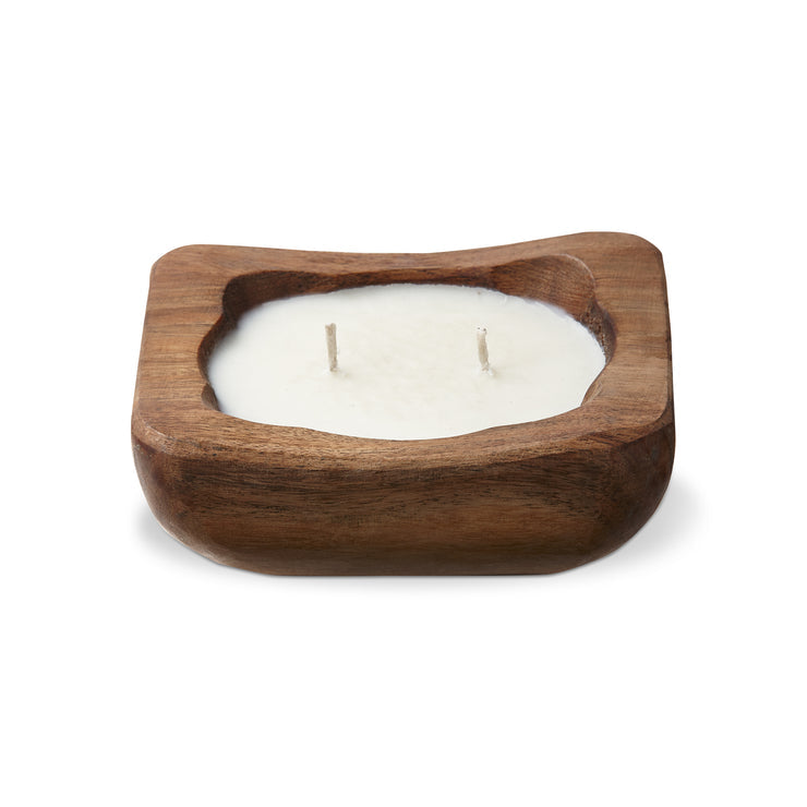 Magnolia Musk Candle in wood dish