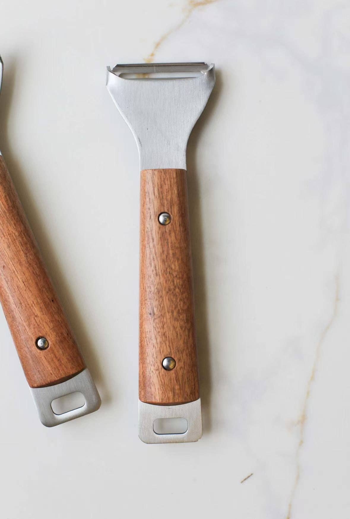 Heirloom Wooden Handle Vegetable Peeler