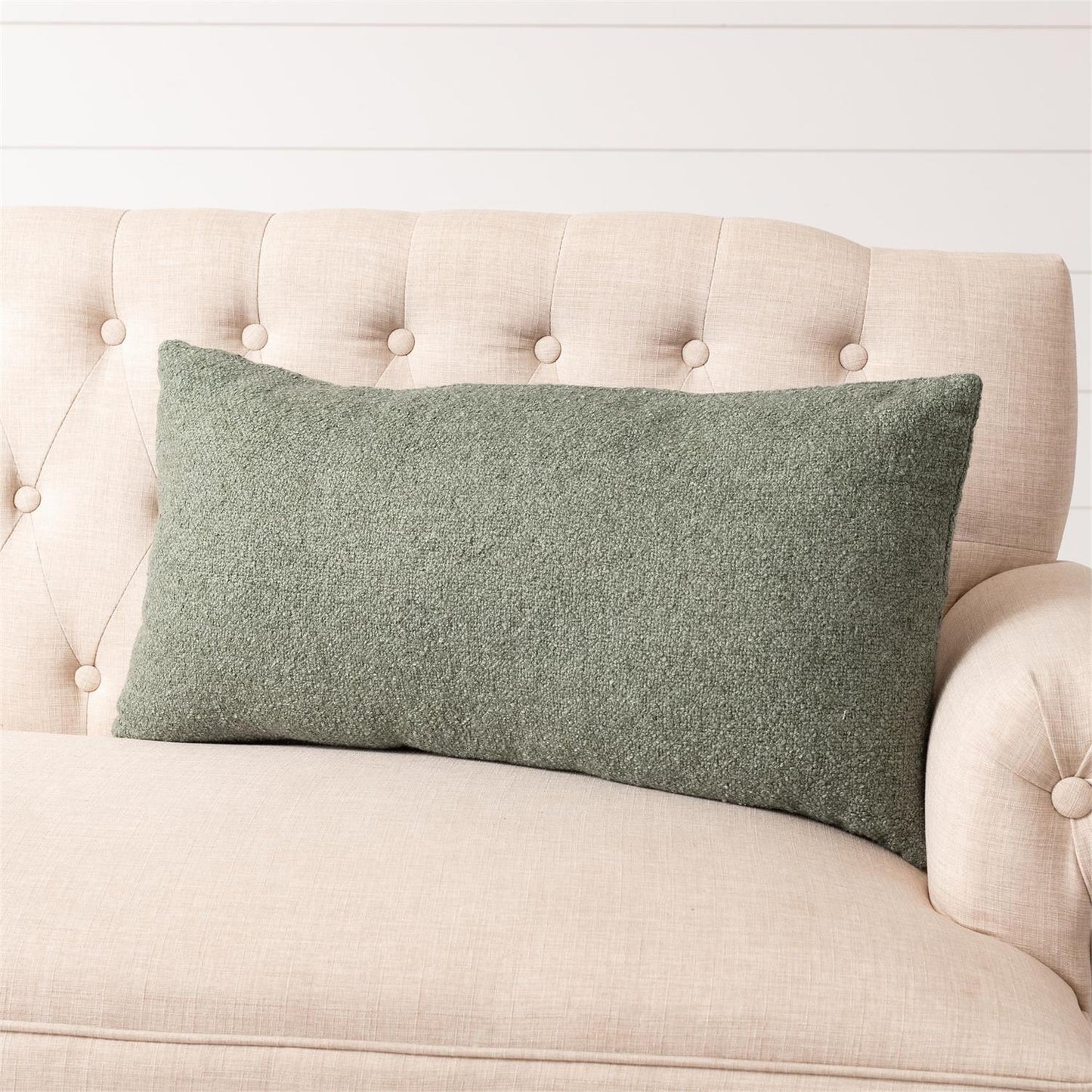 LUMBAR PILLOW - BOUCLE, OLIVE