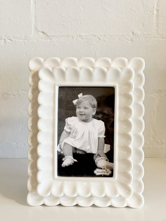 Scalloped 4x6 Frame