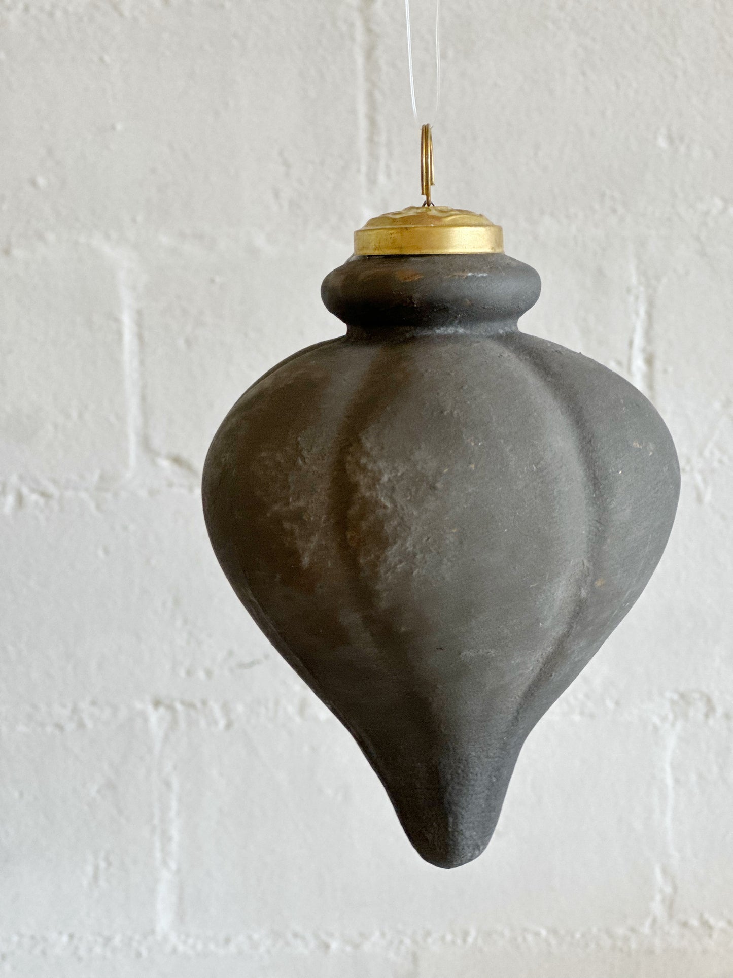 DOGWOOD TEARDROP ORNAMENT
