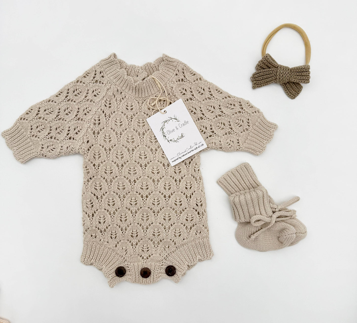 White Vintage Pearl Lacey Romper: 3pc set (romper +booties + bonnet) / 0-3 months