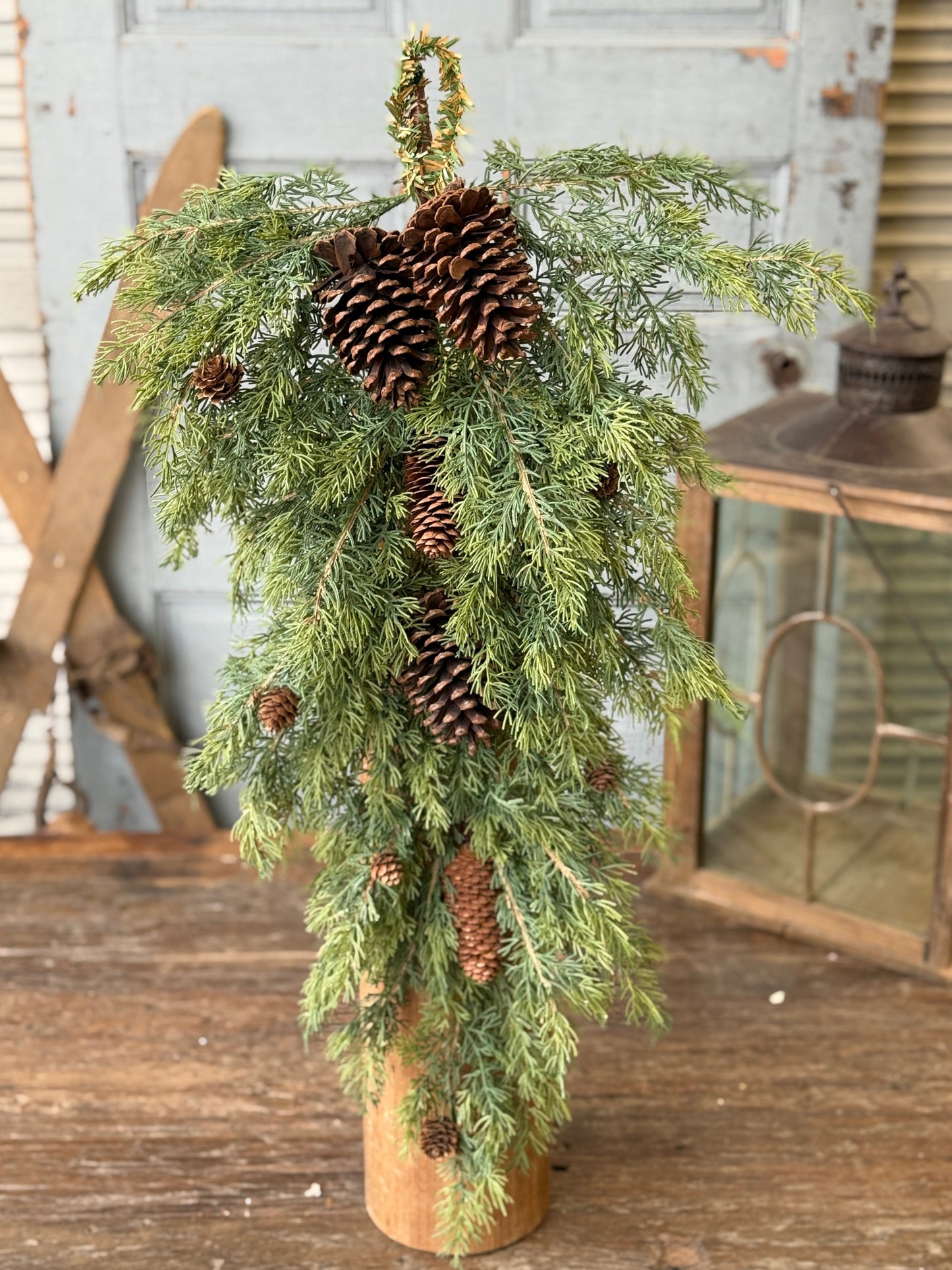 30" Longhope Cedar Drop