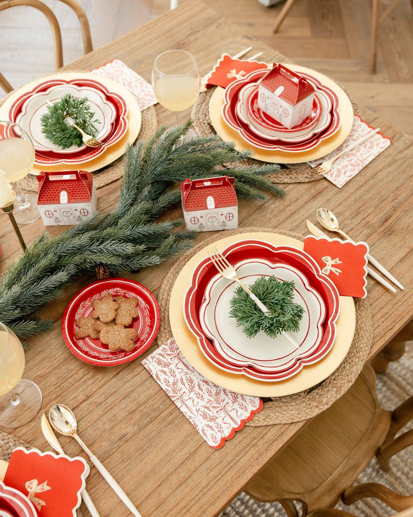 Red Scalloped Cream Lines Plate