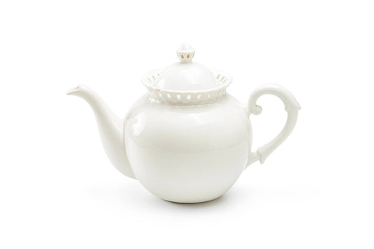 White Heirloom 36oz Fine Porcelain Teapot
