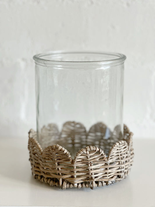 WILLOW BASE GLASS CANDLE HOLDER