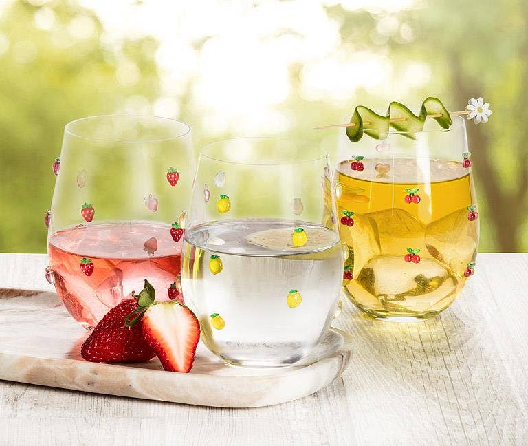Stemless Wine Glass w/ Strawberries