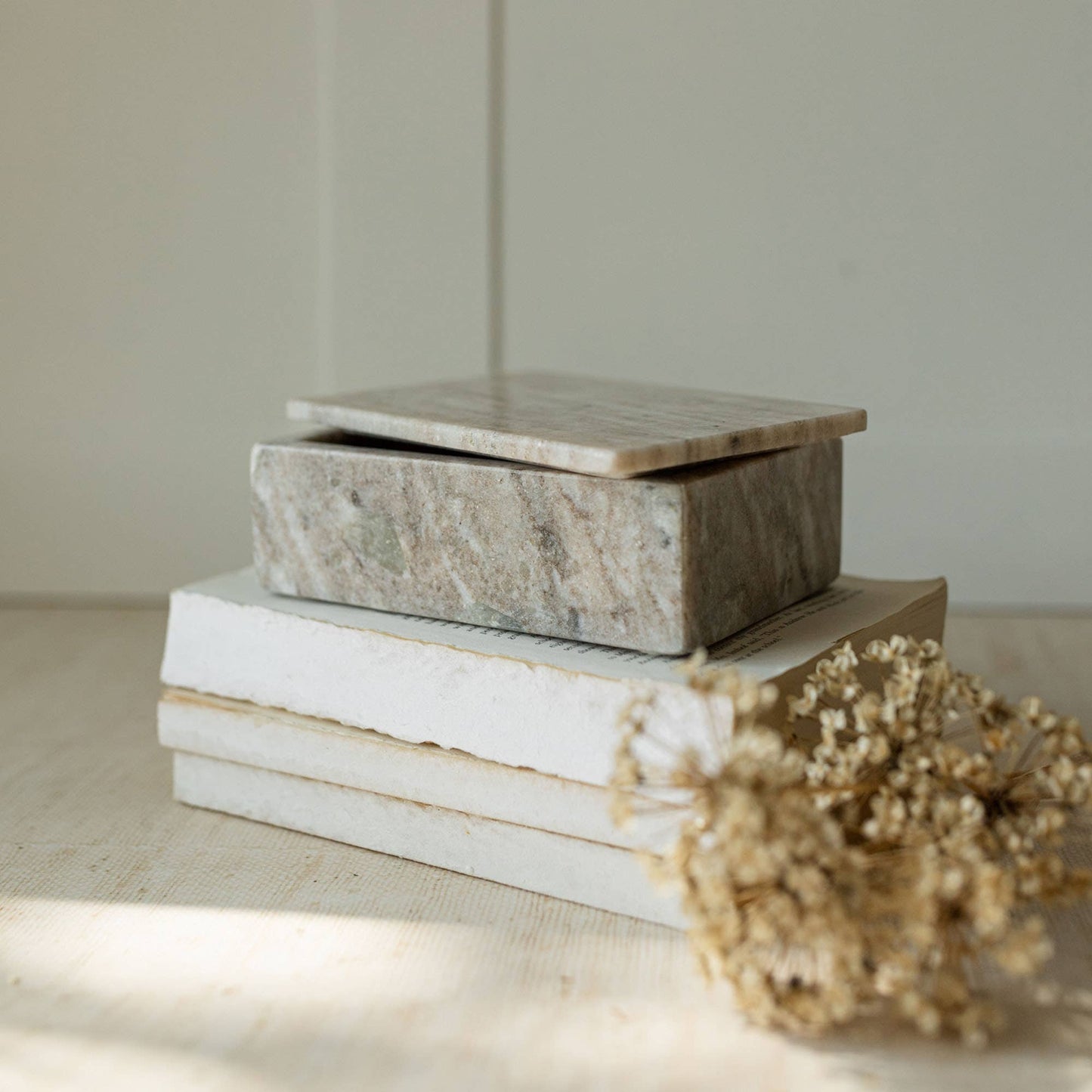 Soren Beige Marble Box With Lid